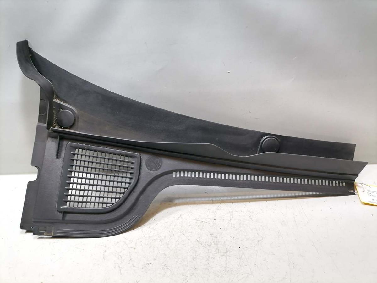 VW Golf 8 original Windlauf Abdeckung Wasserkasten vorn rechts Bj.2024